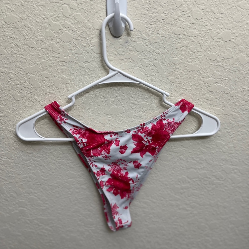 Womens bikini bottom
